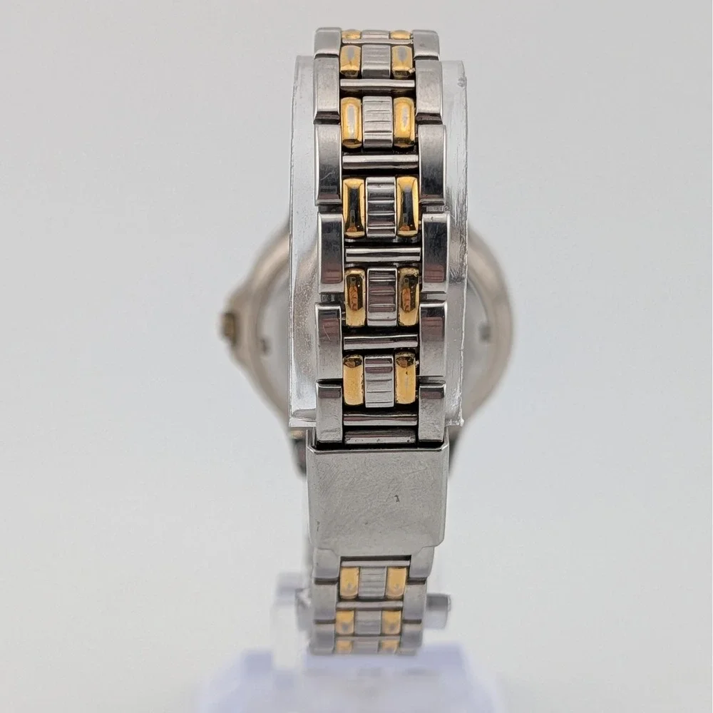 Relic Wet Diver Style Quartz Women's Watch Two Tone Rotating Bezel Black Dial‎
